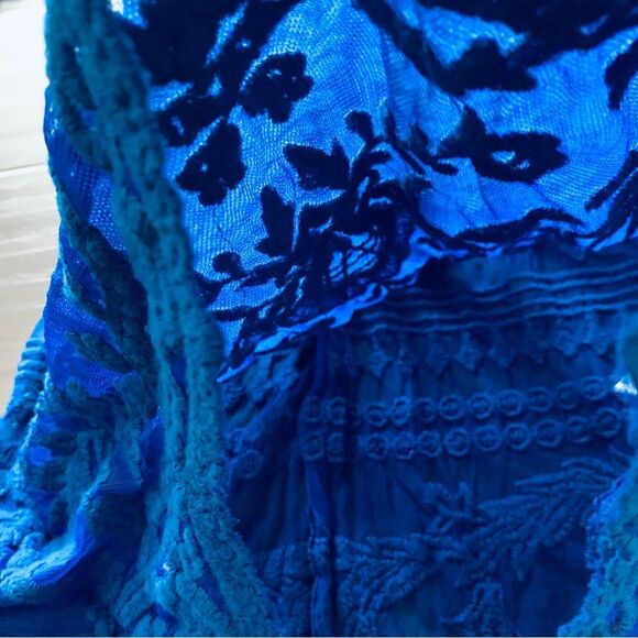 Goldie London Sexy Royal Blue See-Through Lace Bodycon Cocktail Dress | Size: M - Picture 4 of 8